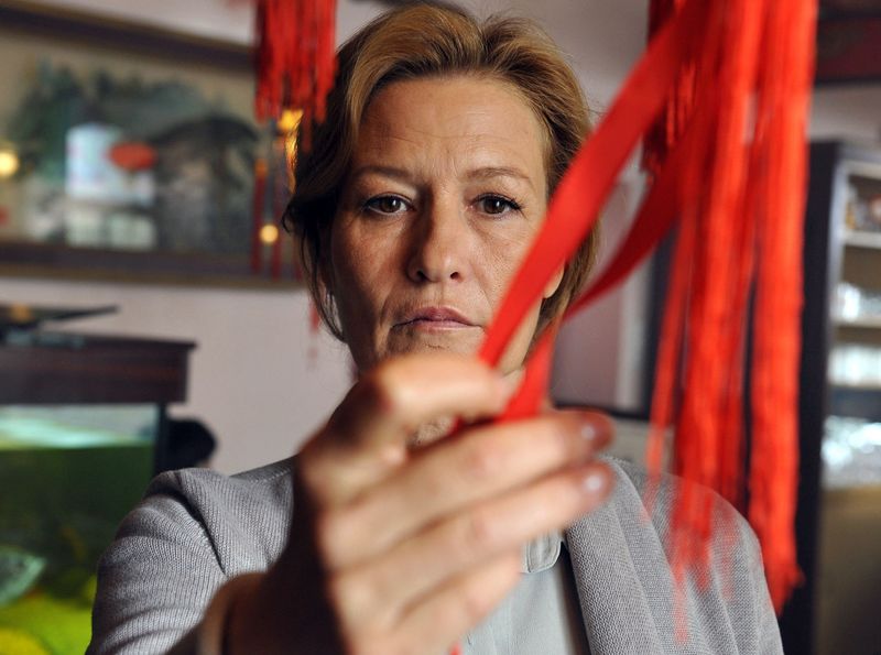 Richterin Brigitta (Suzanne von Borsody) kommt über ein Massaker in Mittelschweden einen Kriminalfall von internationalem Format auf die Spur.