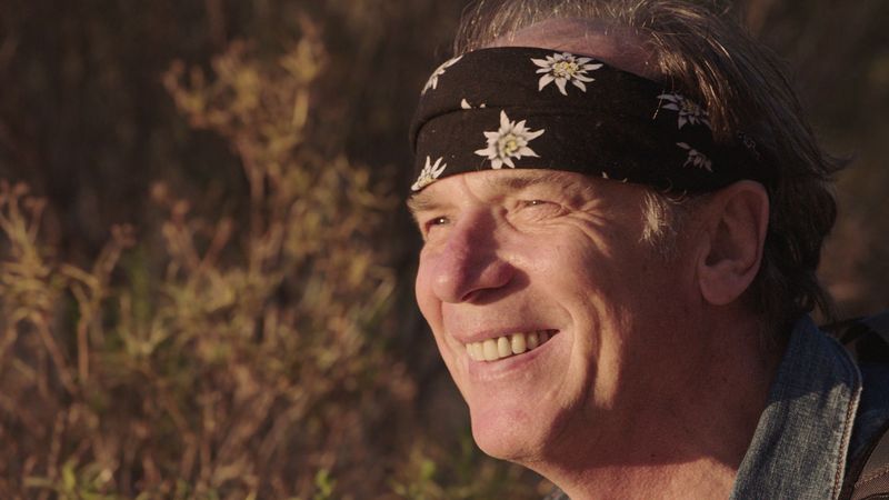 Als Kind ist Wolfgang Fierek besonders fasziniert von den USA. Durch seinen Vater, einen gebürtigen Schlesier, der als Koch bei den Amerikanern in Neubiberg arbeitet, kommt er früh mit diesem Land in Berührung.