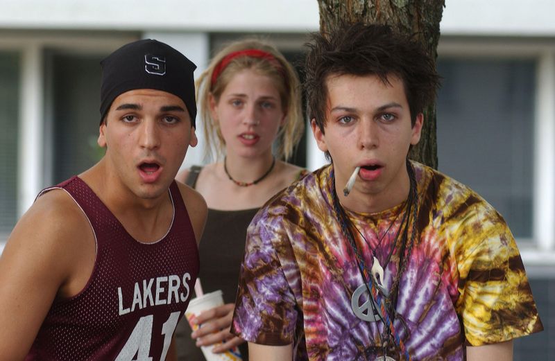 Seine erste größere Rolle hatte Elyas M'Barek (links) in der RTL-Serie "Schulmädchen". Gerade einmal 22 Jahre alt, spielte er die Rolle des Alican. In der zweiten Staffel übernahm Eralp Uzun den Part.