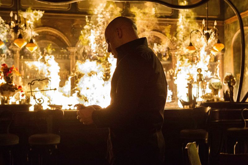 Kaulder (Vin Diesel) bewahrt noch im Angesicht der möglichen Vernichtung die Nerven.