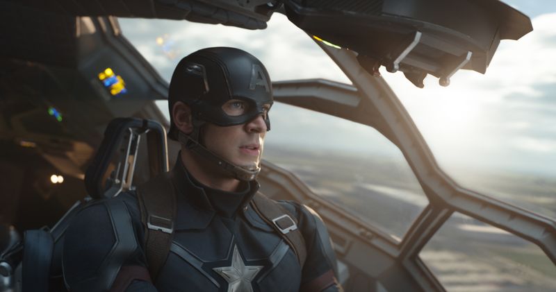Ja, tut es. "The First Avenger: Civil War", in dem Captain America (Chris Evans) als fehlbarer Held einmal mehr vor großen Herausforderungen steht, spielte weltweit 1,155 Milliarden US-Dollar ein. Damit war das Superhelden-Spektakel der erfolgreichste Film des Jahres 2016. Im Aller-Zeiten-Ranking reicht das immerhin für Platz 30.