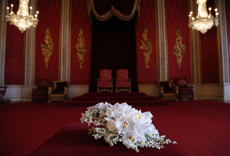 Der Leichnam der Queen wird baldmöglichst nach London gebracht - in den Thronsaal des Buckingham Palace.
