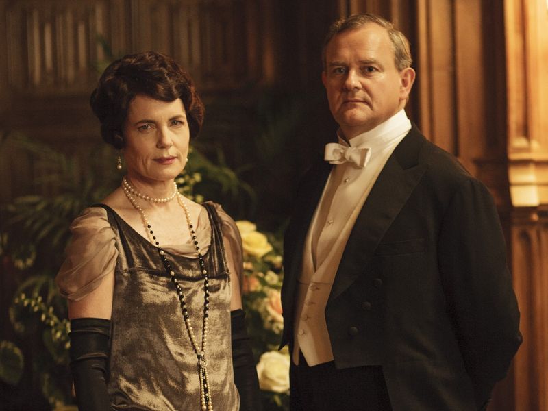 Robert und Cora Crawley - oder auch Lord und Lady Grantham - sind die Besitzer von Downton Abbey. Ihre Ehe musste in 52 Folgen der Serie einige Krisen überstehen.
