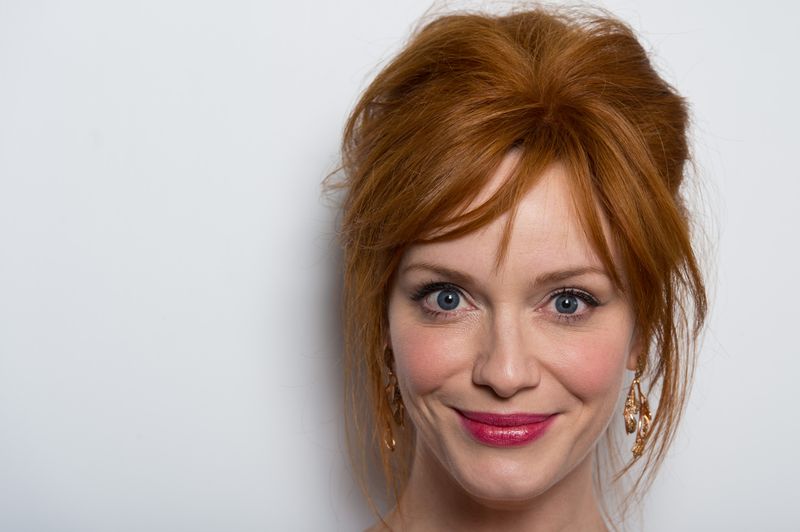 Feuerrot ist auch das Markenzeichen von Christina Hendricks, die allerdings vor genau 50 Jahren, am 3. Mai 1975, als Blondine zur Welt kam. Im zarten Alter von zehn Jahren begann die "Mad Man"-Darstellerin, ihre Haare rot zu färben. Ihr Vorbild?
