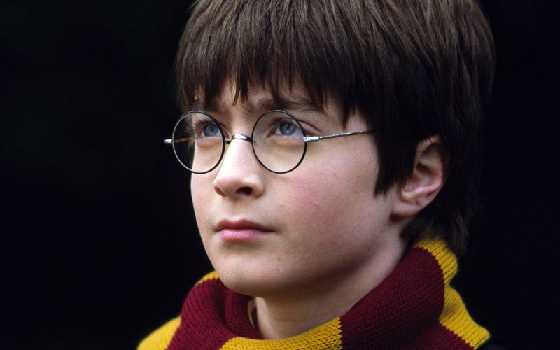 Produzent David Heyman persönlich bat Daniel Radcliffe im Jahr 2000, für die Rolle des Harry Potter vorzusprechen. Er hatte den damals Zehnjährigen in der BBC-Verfilmung des Charles-Dickens-Roman "David Copperfield" gesehen. Auch Regisseur Chris Columbus wusste sofort: "Das ist Harry Potter!"