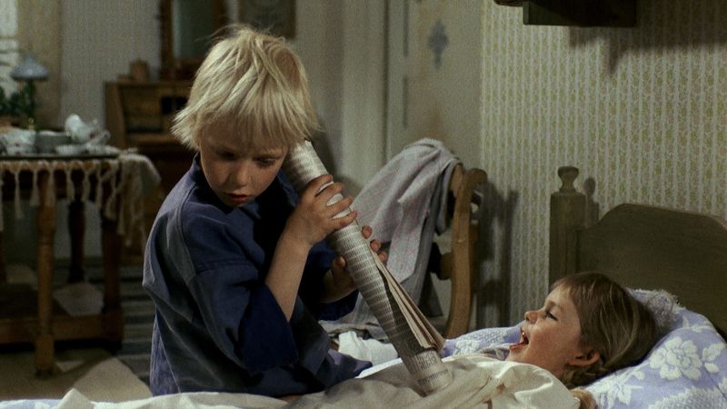 Ja, der Michel ... Über die Streiche des kleinen blonden Jungen lachen Zuschauer seit 1971. Acht Jahre war Jan Ohlsson jung, als er den Lausbub spielte. Inzwischen hat er selbst zwei Kinder, arbeitet als Systemtechniker in einer Computerfirma und lehnt Fernsehauftritte strikt ab: Mit Michel möchte der heute 61-Jährige nichts mehr zu tun haben.