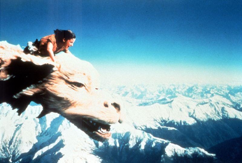 Einmal wie Atréju (Noah Hathaway) auf dem Glücksdrachen Fuchur reiten: Eine ganze Generation liebte den Filmklassiker "Die unendliche Geschichte" (zu sehen am Mittwoch, 11. Dezember, 20.15 Uhr bei Kabel Eins). Der Film von Wolfgang Petersen, der am 4. April 1984 seine Weltpremiere feierte, ist bis heute eine der teuersten deutschen Produktionen aller Zeiten. Wir zeigen, was aus den Stars des Fantasy-Klassikers wurde.