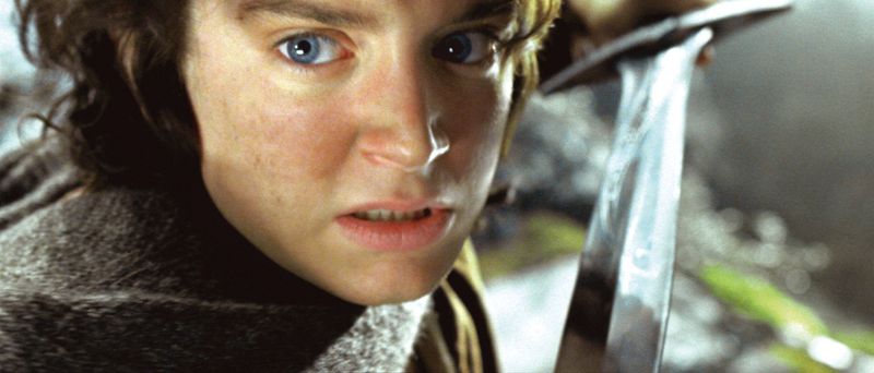 Frodo (Elijah Wood) wächst vom eingeschüchterten Halbling zum entschlossenen Kämpfer heran.