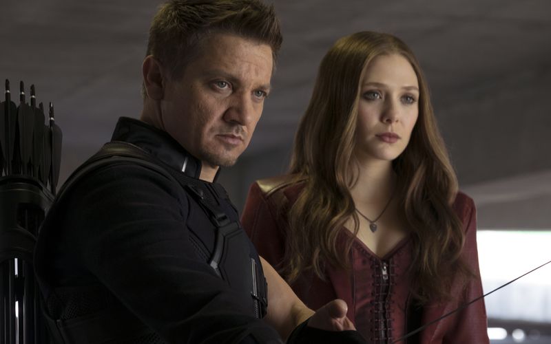 In "The First Avenger: Civil War" spielt Jeremy Renner (52) an der Seite von Elizabeth Olsen (Scarlet Witch) den harten Actionhelden Hawkeye. Im echten Leben kämpft der Schauspieler nun mit den Folgen eines schweren Unfalls.