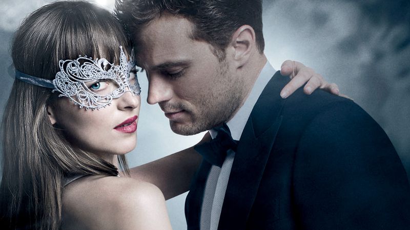 Allzu explizite Szenen waren bei "Fifty Shades of Grey" von vornherein nicht vorgesehen: "Jamie ist verheiratet, Dakota in einer Beziehung, und wir wollten eine FSK-16-Freigabe für den Film".