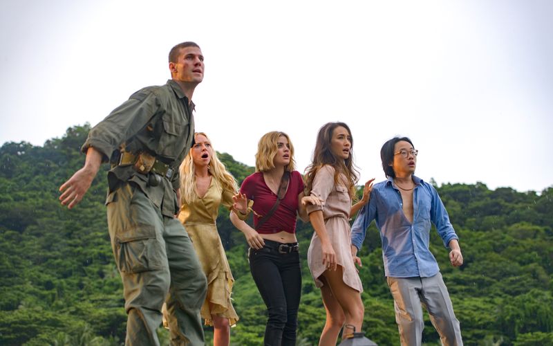 Patrick (Austin Stowell), Sloane (Portia Doubleday), Melanie (Lucy Hale), Elena (Maggie Q) und Brax (Jimmy O. Yang, von links) erleben auf einer vermeintlichen Trauminsel einen Albtraum.