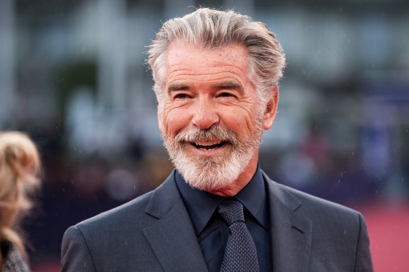 Er hat inzwischen auch die US-Staatsbürgerschaft, zog mit zwölf Jahren nach Schottland und lebte später in London: Seine Heimat liegt für Pierce Brosnan jedoch im irischen Städtchen Navan, in der der spätere "James Bond"-Darsteller seine Kindheit verbrachte. 