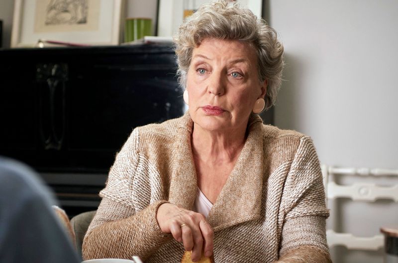 In "Die Heiland - Wir sind Anwalt" spielt Peggy Lukac die Mutter der Serienheldin Romy.