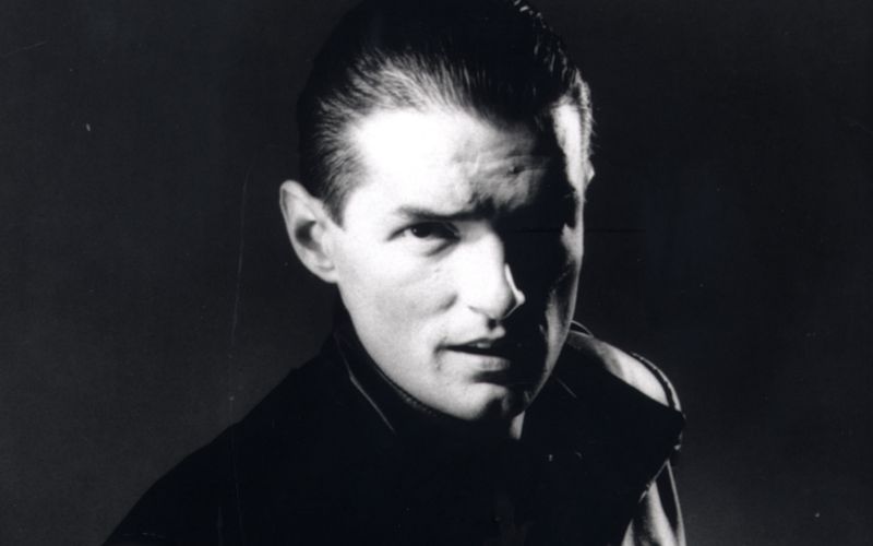 Hübsche Melodien, eingängiger Gesang - schön und gut. Aber ohne den einen oder anderen Aufreger am Rande wäre die Popwelt doch nur halb so spannend. Die Galerie führt durch die Geschichte des Pop-Skandals - einer der größten in der deutschen Popmusikgeschichte, für den Superstar Falco sorgte, liegt nun 40 Jahre zurück ...