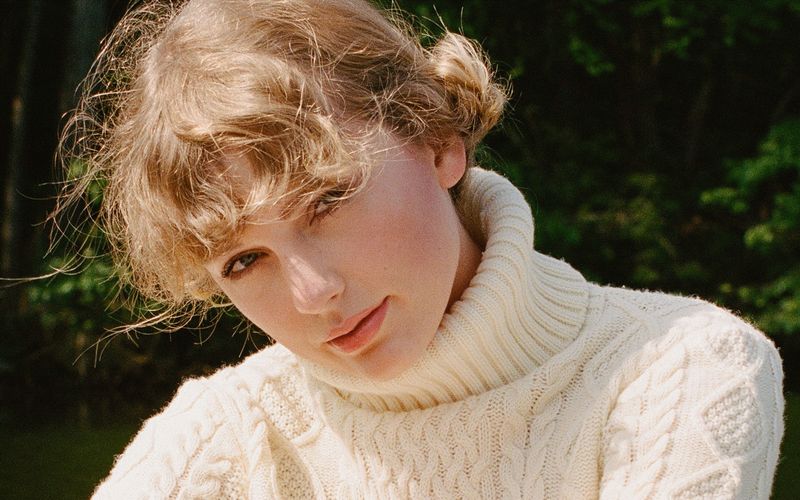 Mit 15 war Taylor Swift eine talentierte, aber naive Jungmusikerin, die noch leicht übervorteilt werden konnte. Heute, mit 31 Jahren, ist sie eine taffe, selbstbewusste Geschäftsfrau.