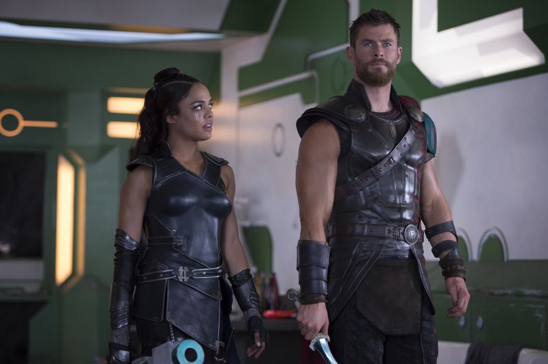 Die Walküre (Tessa Thompson) verbündet sich mit dem frisch frisierten Thor (Chris Hemsworth) - nicht nur auf dem Schlachtfeld.