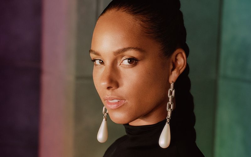 Alicia Keys, eine der größten Soul-Stimmen der Gegenwart, nennt ihr neues Album schlicht "Alicia".
