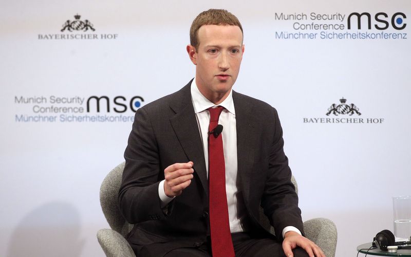 Facebook-CEO Mark Zuckerberg glaubt an die Zukunft von VR und AR.