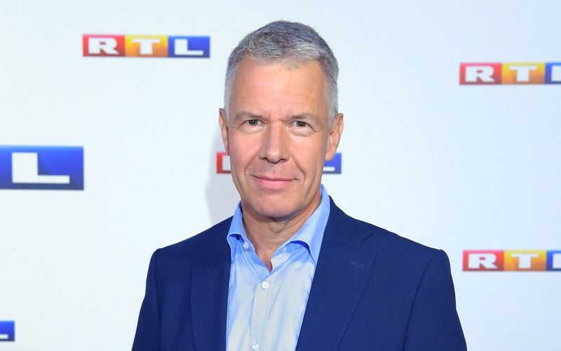 RTL-Chefmoderator Peter Kloeppel wird die Entscheidungen der Bundesregierung heute Abend einordnen und kommentieren.