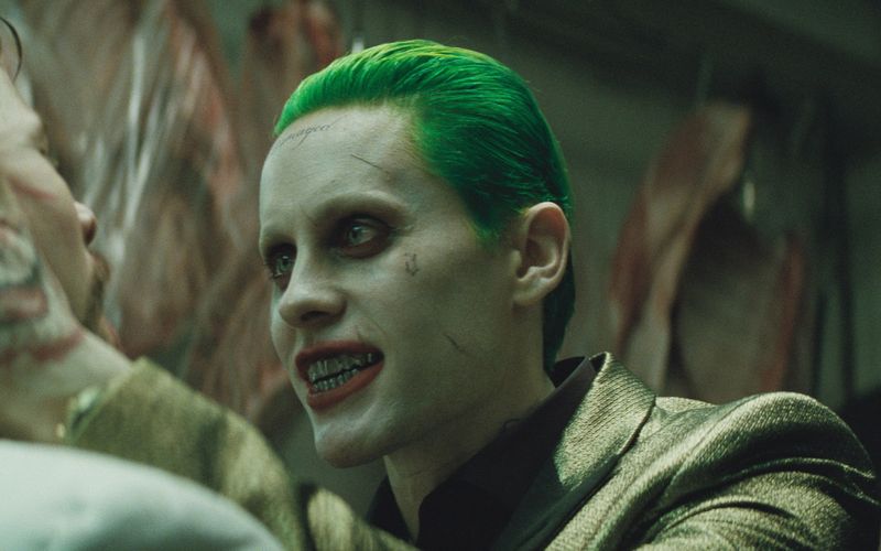 Wer dachte, nach der überragenden Performance von Joaquin Phoenix wolle Jared Leto nie wieder die Rolle des Batman-Bösewichten Joker übernehmen, irrt: "Für Zack Snyder's Justice League" wird der 48-Jährige offenbar wieder zum irren Clown. Zuletzt war er in "Suicide Squad" (erhältlich als Blu-ray und DVD) als Joker zu sehen.