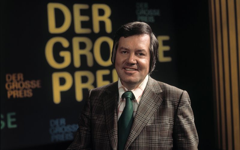 Das deutsche Fernsehen brachte in den vergangenen Jahrzehnten eine ganze Reihe von Künstlern, Moderatoren und TV-Journalisten hervor, die sich die Bezeichnung "Legende" verdient haben. Wie etwa Moderator Wim Thoelke, der am 26. November vor 25 Jahren starb.