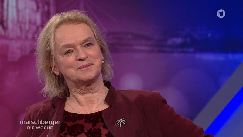 Autorin und Literaturkritikerin Elke Heidenreich war in der jüngsten Ausgabe der ARD-Talkshow "maischberger. die woche" zu sehen - und teilte gegen die Politiker aus.