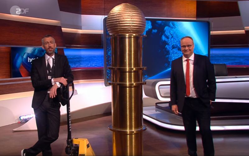 Swyrl Grosster Vollpfosten Aller Zeiten Corona Jahr 2020 Erhalt Besondere Ehren In Der Heute Show