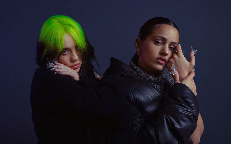 Billie Eilish (links) und Rosalía veröffentlichten gerade ihre erste gemeinsame Single "Lo Vas A Olvidar". Der Song ist auch Teil einer Special-Episode der Erfolgsserie "Euphoria".