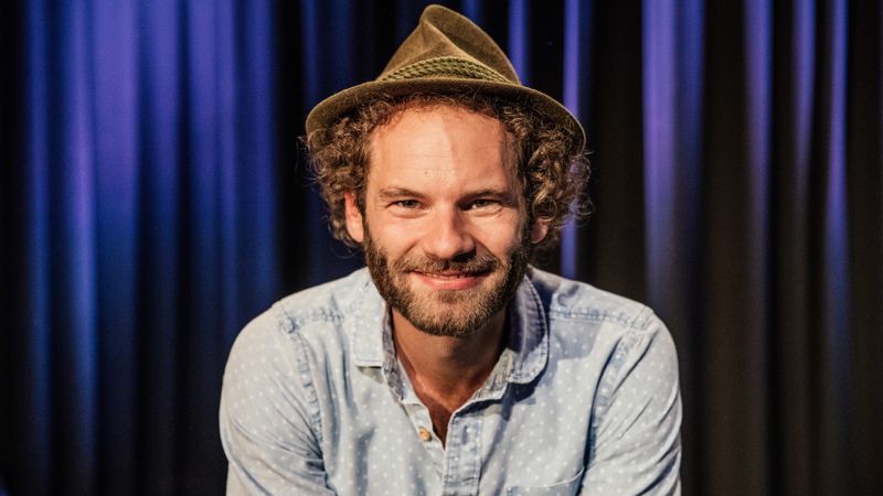 Der Allgäuer Kabarettist Maxi Schafroth trat 2019 erstmalig als bislang jüngster Nockherberg-Redner an.
