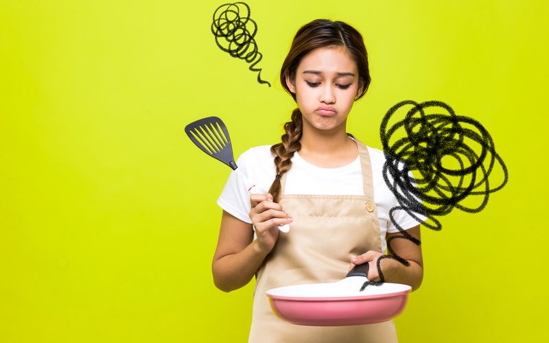 Warum sieht meine Küche eigentlich jedes Mal wie ein Schlachtfeld aus, wenn ich koche? Und warum werden Salate wie auch Bratgemüse immer matschig? Wenn Sie sich diese oder ähnliche Fragen schon häufiger gestellt haben, sollten Sie die folgenden Kochtipps genau lesen und beherzigen.