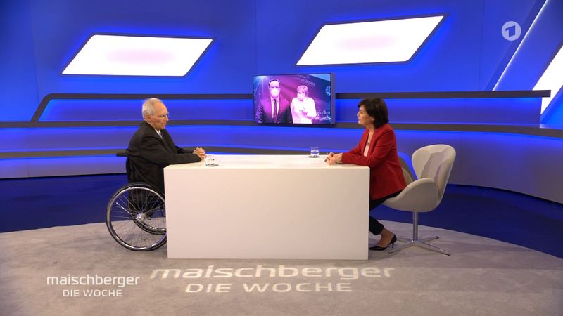 Der CDU-Politiker Wolfgang Schäuble war in der jüngsten Ausgabe der ARD-Talkshow "maischberger. die woche" zu Gast. Mit Moderatorin Sandra Maischberger sprach er unter anderem über die Corona-Warn-App.