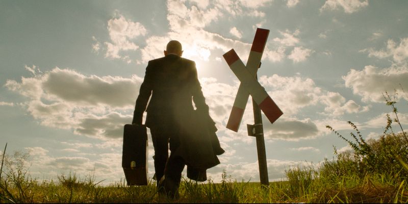 Letzte Reise: Ulrich Kainer (Martin Wuttke) sucht die Ruhe auf dem Land, um zu sterben. Doch das ist schwerer als gedacht.