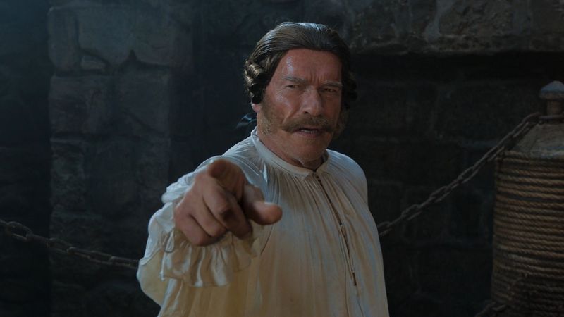 Arnold Schwarzenegger als Rotrock.