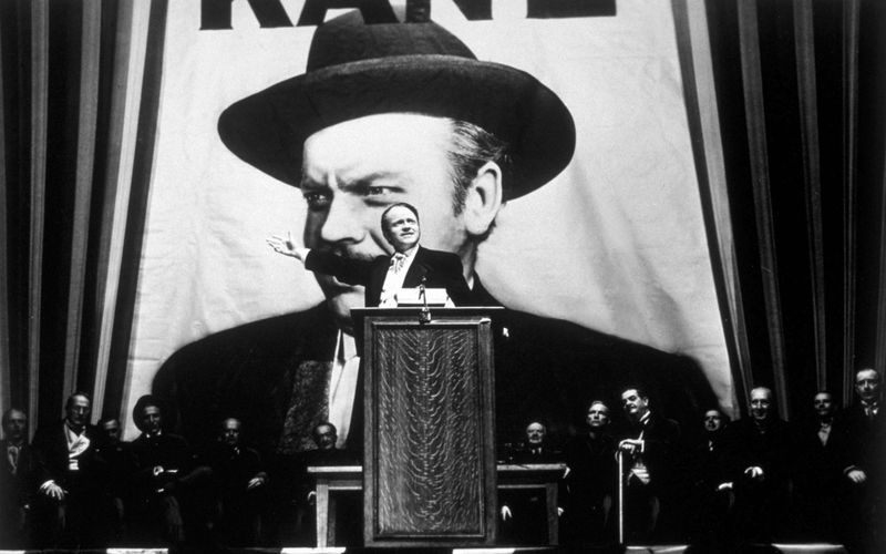 Vor 85 Jahren, am 1. Mai 1941, feierte "Citizen Kane" von Orson Welles seine Weltpremiere. In vielen Bestenlisten wird er als einer der besten aller Zeiten geführt, so auch im Ranking von "They shoot pictures, don't they?". Die Webseite rühmt sich, alle relevanten Top-Listen, die Film-Kritikerinnen und -Schaffende je erstellten, ausgewertet zu haben. Nur welchen Platz belegt "Citizen Kane" dort?