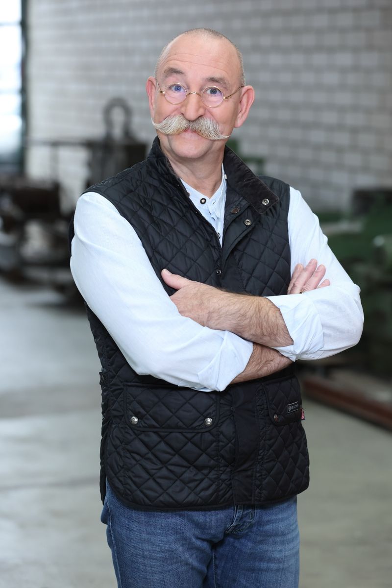 horst lichter so geht es mit bares fur rares weiter swyrl