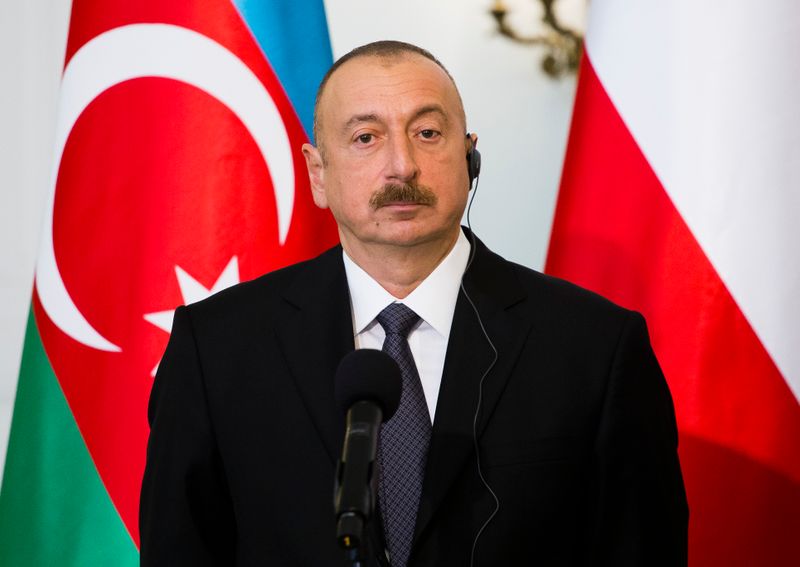Aserbaidschans Präsident Alijew regiert seit 2003 autokratisch. Halfen deutsche Politiker, sein Ansehen im Westen zu verbessern?