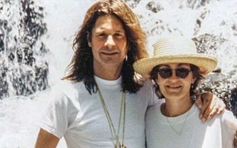 Ozzy Osbourne gilt als liebevoller Familienmensch. Auch in schweren Zeiten wirkt seine Frau Sharon als wichtige Stütze.