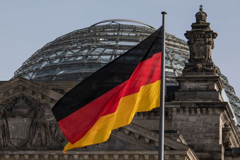 Wer kommt rein? Wenige Tage vor der Bundestagswahl treffen die Spitzenkandidatinnen und -kandidaten aller im Bundestag vertretenen Parteien bei ARD und ZDF aufeinander.