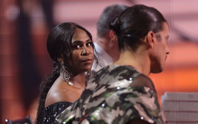 Motsi Mabuse hat zu ihren "Let's Dance"-Kollegen Jorge González (vorne) und Joachim Llambi heute ein ausgezeichnetes Verhältnis. Dabei hätte sie die Show fast aus freien Stücken vor Jahren schon verlassen.