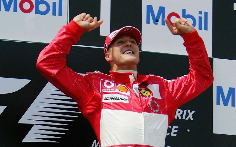 Sieben Weltmeistertitel, fünf davon mit der legendären Scuderia Ferrari: Michael Schumacher wurde durch seine beispiellosen Erfolge zum größten Star der Motorsport-Geschichte.