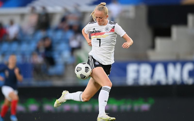 Lea Schüller ist eine der großen Hoffnungsträgerinnen im deutschen Frauen-Fußball.