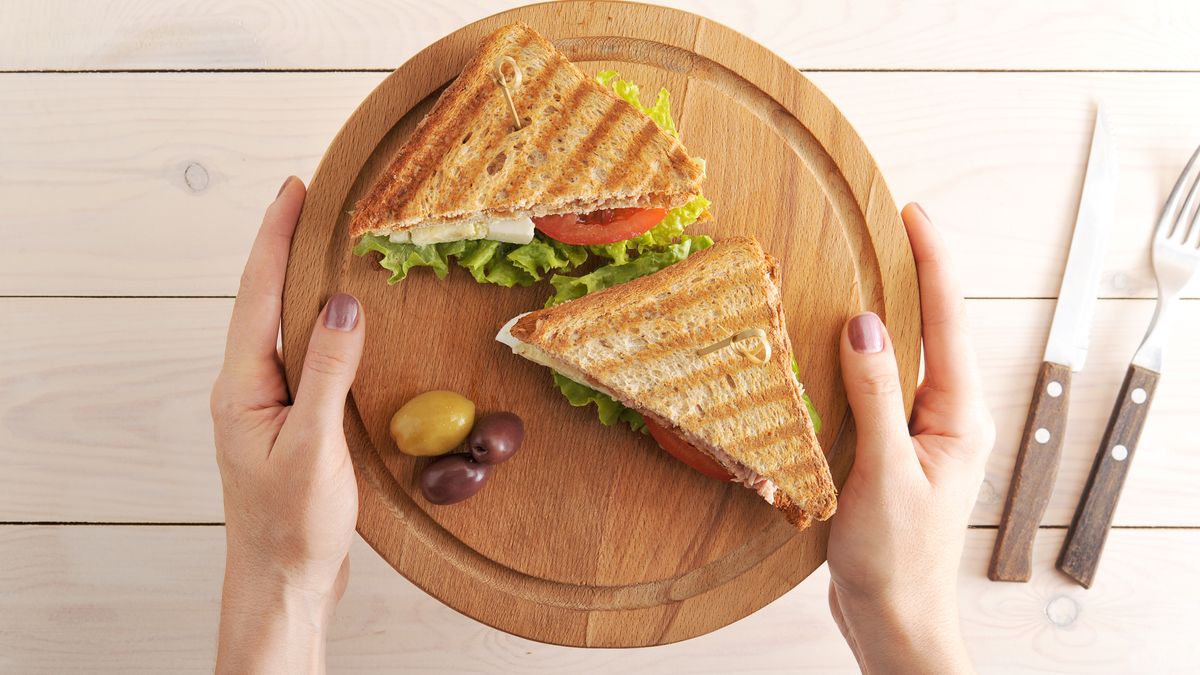 Vegane Thunfisch-Sandwiches: ALDI bringt nachhaltige Fertigprodukte auf ...