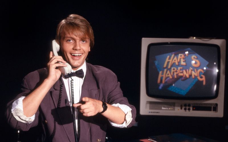 Hape Kerkeling in den späten 80-ern - ein frecher junger Komiker am Beginn einer außergewöhnlichen Karriere. Heute zählt Kerkeling zu den vielseitigsten und populärsten Unterhaltern des Landes. Anlässlich seines 60. Geburtstags am 9. Dezember blicken wir zurück auf Kerkelings Anfänge, seine größten Erfolge und weitere denkwürdige Momente.