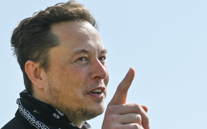 Verkauft er wirklich einen Teil seiner Tesla-Anteile? Elon Musk möchte sich an das Voting seiner Twitter-Follower halten.