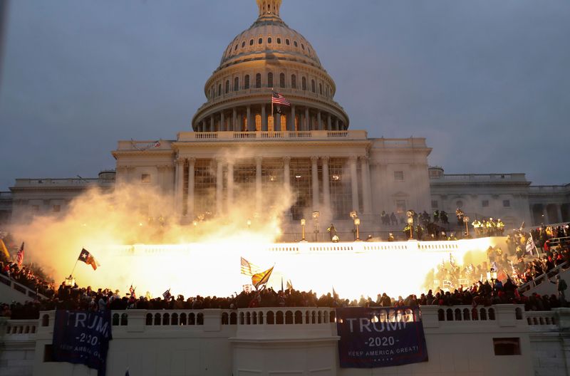Vor einem Jahr wurde das Kapitol in Washington von einem Mob gestürmt. Eine Doku rekapituliert die Ereignisse nun in beeindruckenden Bildern.