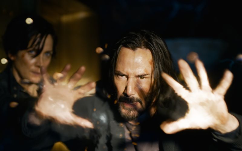 Der Zuschauer, das unbekannte Wesen: Seit es Kinos gibt, versucht Hollywood herauszufinden, was das Publikum interessiert - und liegt immer noch regelmäßig komplett daneben. Diese 30 Filme machten - inflationsbereinigt - mehr als 100 Millionen Dollar Verlust, oft auch aufgrund der riesigen Marketingkosten. Und ja, auch eine "Matrix"-Fortsetzung (Bild) kann zum Megaflop werden ...