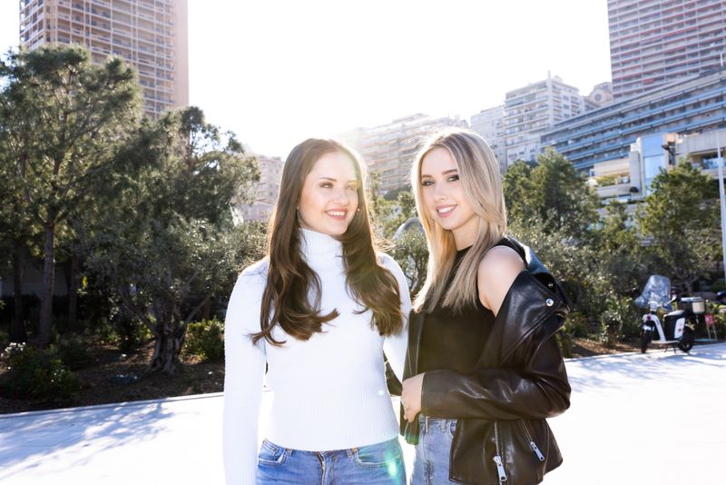 Die RTLZWEI-Reihe "Davina & Shania - We love Monaco" erzählt vom Abnablungsprozess der Millionärstöchter Davina (links) und Shania Geiss.