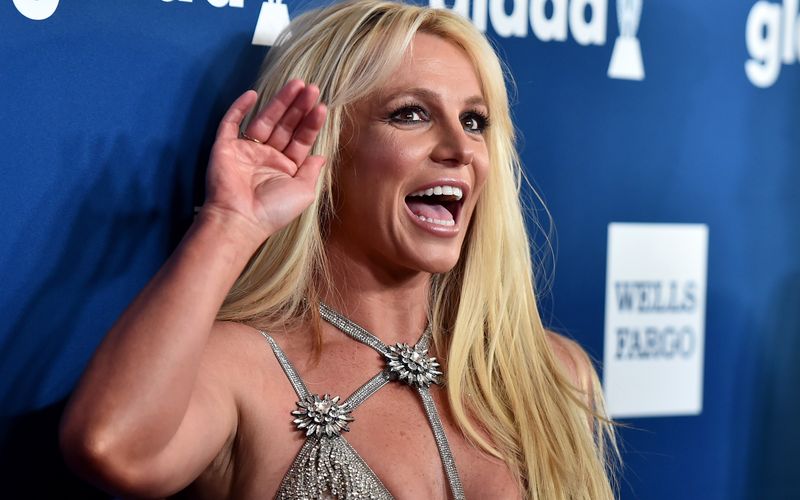 Britney Spears ließ auf Instagram erneut die Hüllen fallen. 