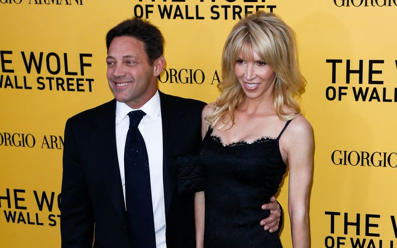 Jordan Belfort, hier mit seiner Lebensgefährtin Anne Koppe, gilt als berühmt-berüchtigter Betrüger. Erfolgreich ist er trotzdem - auch heute noch.