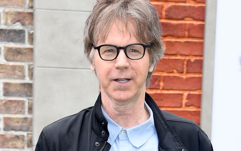 Dana Carvey und seine Frau trauern um ihren ältesten Sohn, der im Alter von nur 32 Jahren an einer "versehentlichen Überdosis" verstorben sei, wie die Familie auf Instagram bekannt gab.